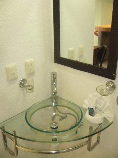 Madero Suites Coatzacoalcos Zimmer foto