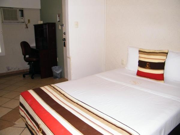 Madero Suites Coatzacoalcos Zimmer foto